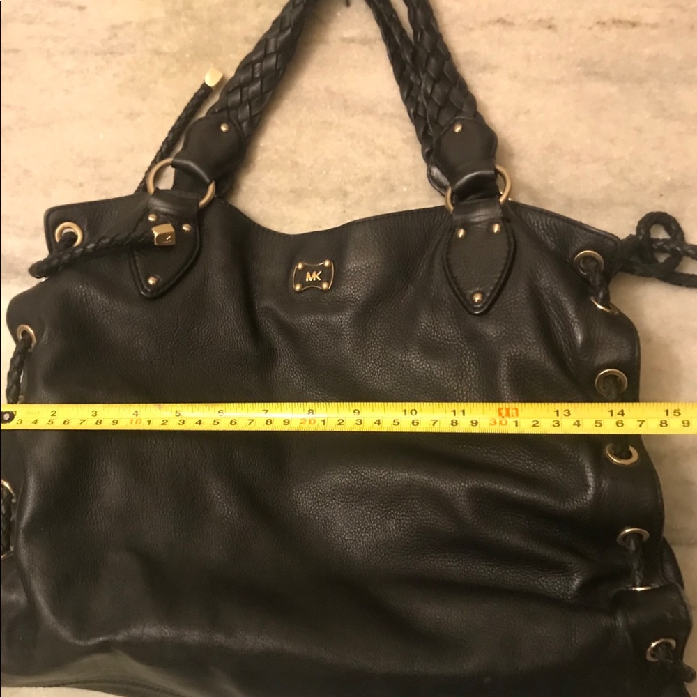 Michale Kors Leather Handbag - Picture 5 of 8